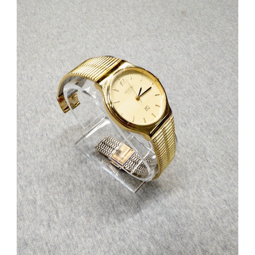 Vtg Miyoko Minimalist Gold Watch 1980's 31mm Round Case Mens